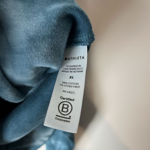 Athleta Sweatshirt Women XL Blue Tie Dye Hooded Kangaroo Handwarmer Pocket Crop - Picture 4 of 7